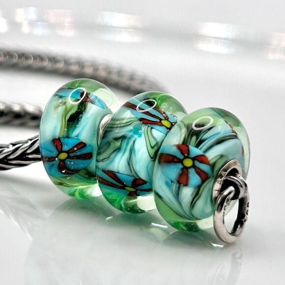 TROLLBEADS Turquoise Blue, Green, Red & Yellow Pinwheel LAA 925S Beach Vibes #2 - Picture 1 of 6